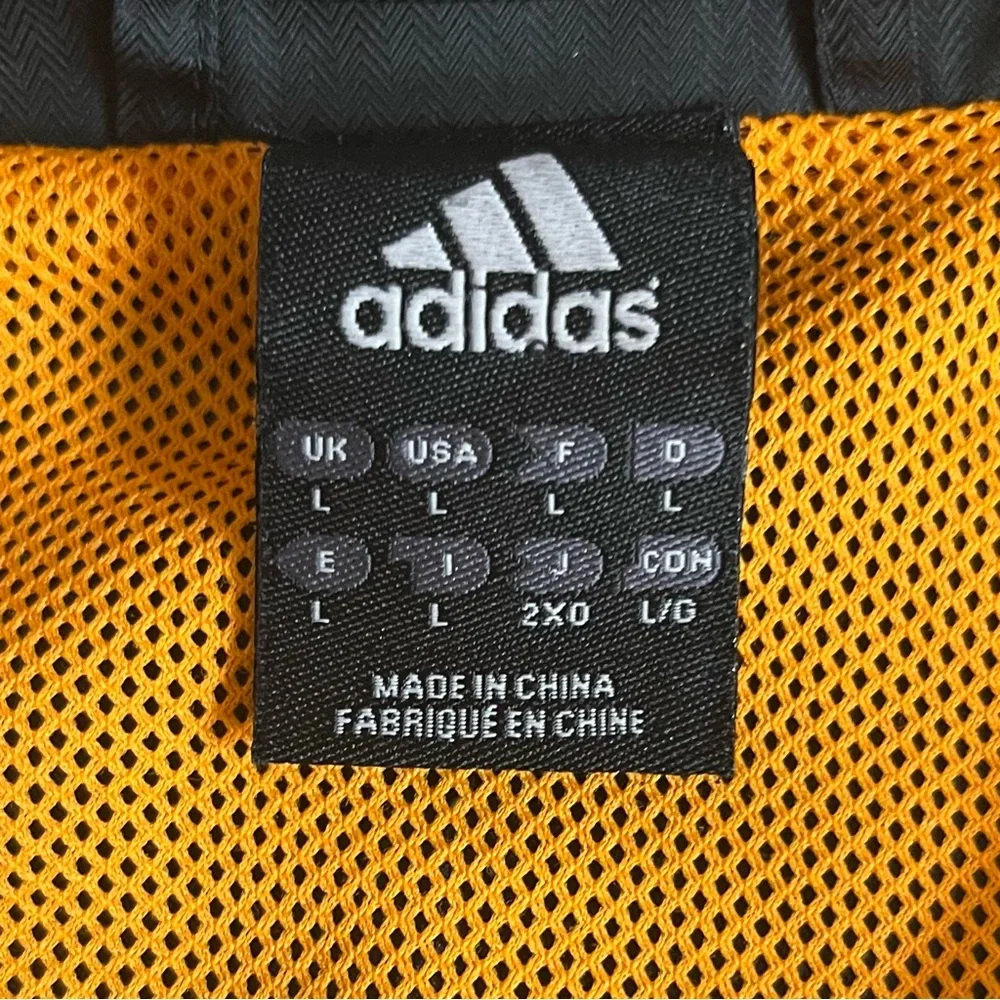 Adidas Mens Chelsea Football Windbreaker Distressed Logo Black Lightweight Sz L
